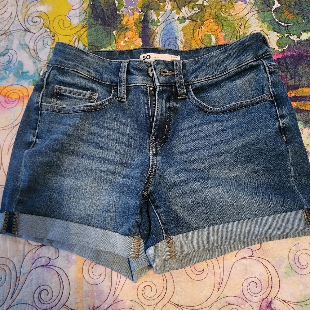 SO Women's Rolled Cuff Low Rise Midi Denim Shorts - Blue, Size 1